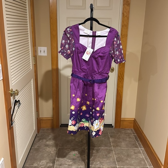 Loungefly Stitch Shoppe Disney Rapunzel Floral Lantern Allison Dress Pascal Pin - Picture 11 of 16